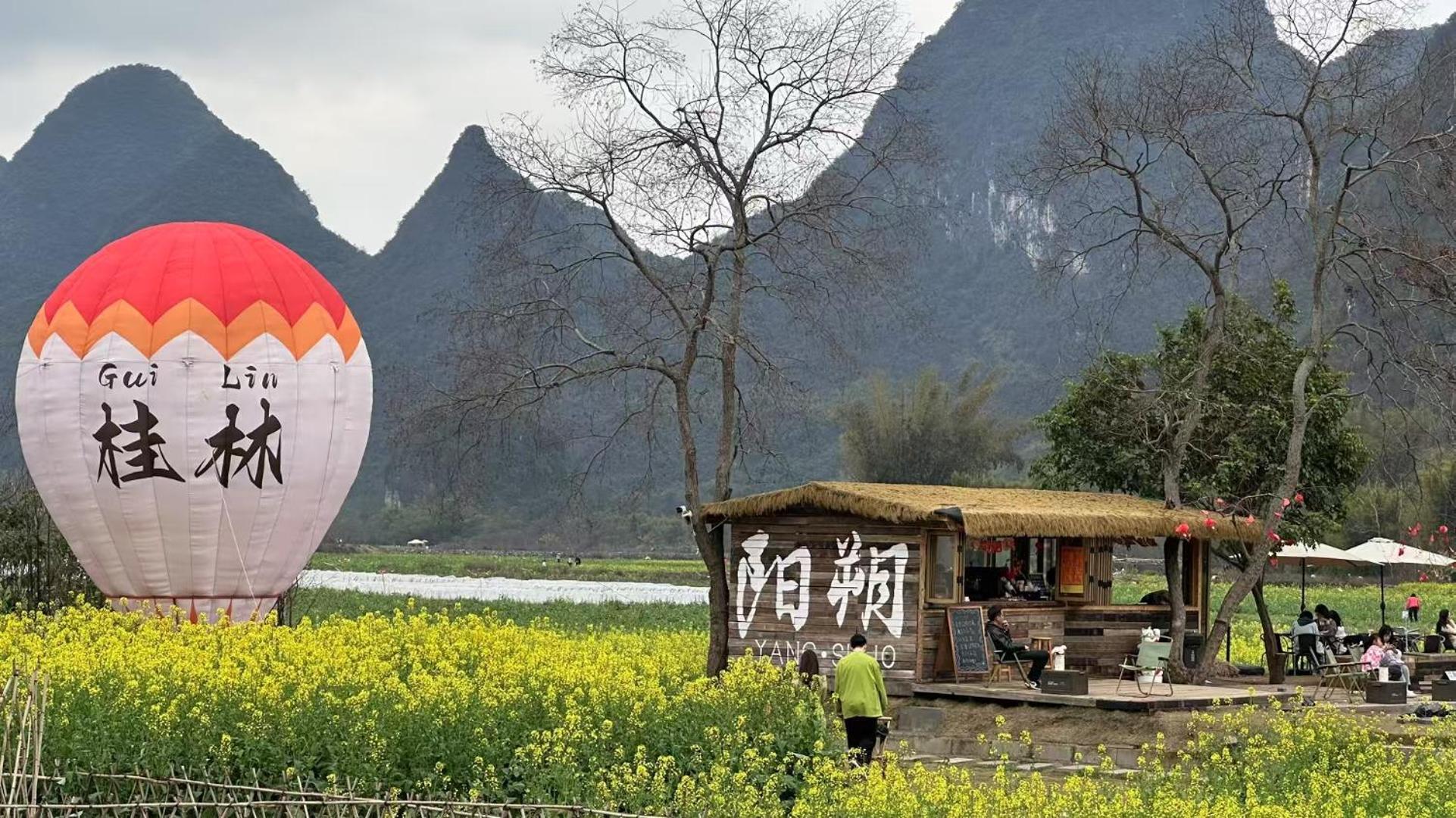 Yangshuo Fortune Lake Inn- One Way Free Pick Up From Airport Or Ts Over 3 Nights Екстер'єр фото