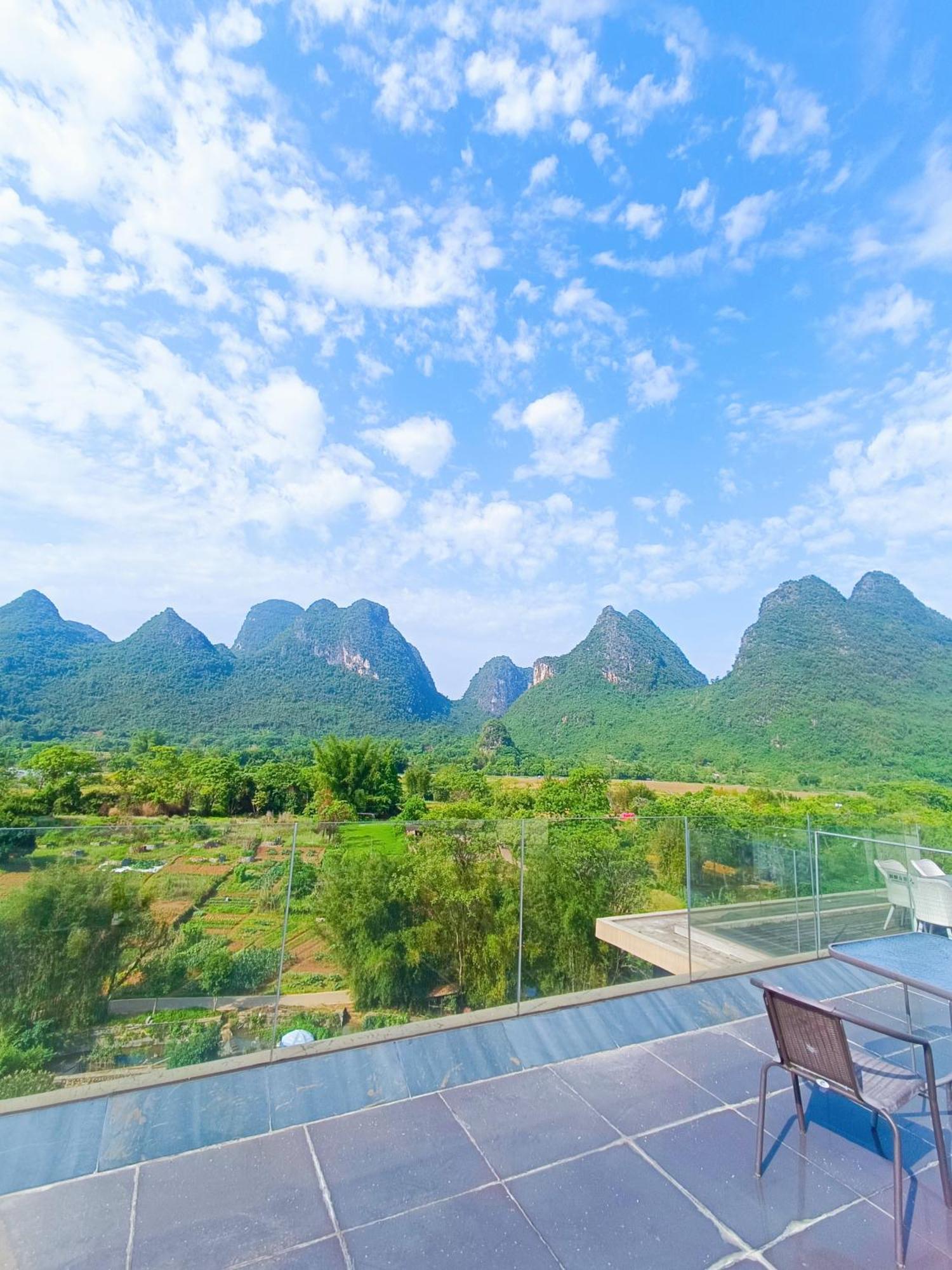 Yangshuo Fortune Lake Inn- One Way Free Pick Up From Airport Or Ts Over 3 Nights Екстер'єр фото